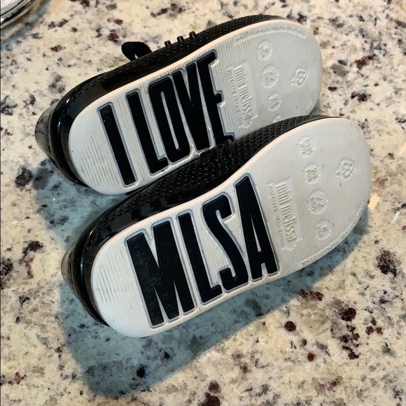 Mini Melissa 8 - Picture 4 of 7